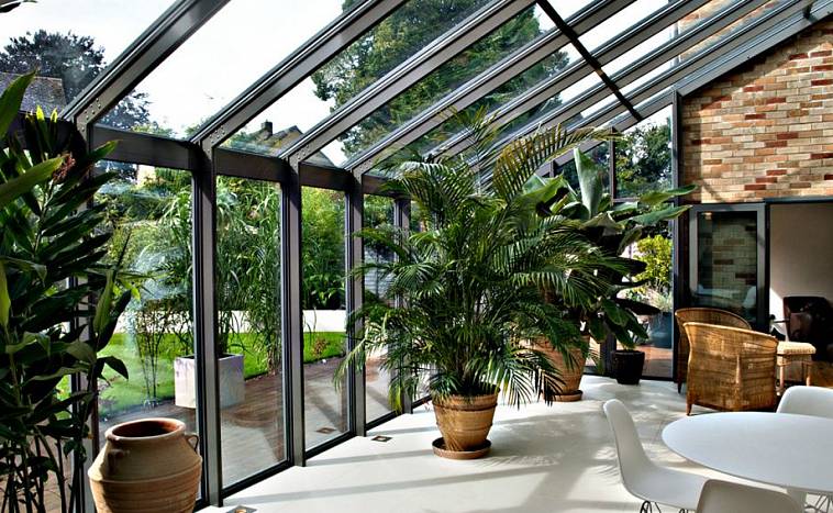 Зимний сад в доме – оазис отдыха